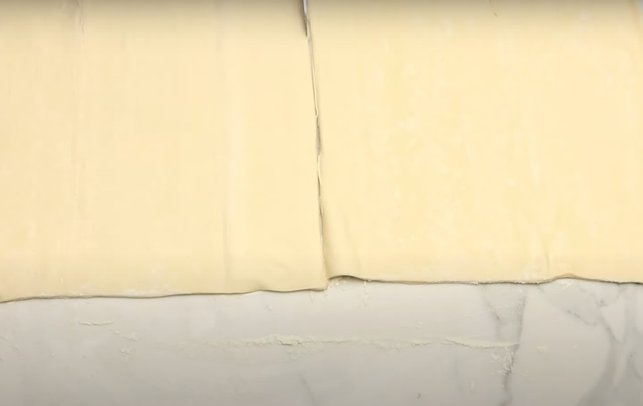 Польское пирожное &quot;Кремувка&quot;: рецепт нежного десерта с заварным кремом